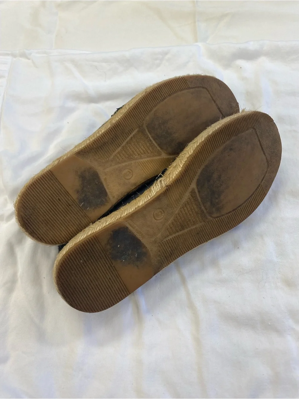 Scalloped Black Leather Espadrille